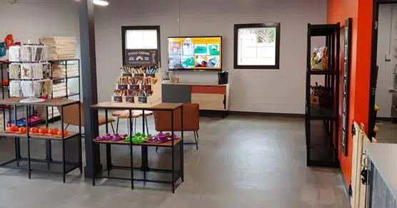Camp Run-A-Mutt Gainesville indoor lobby